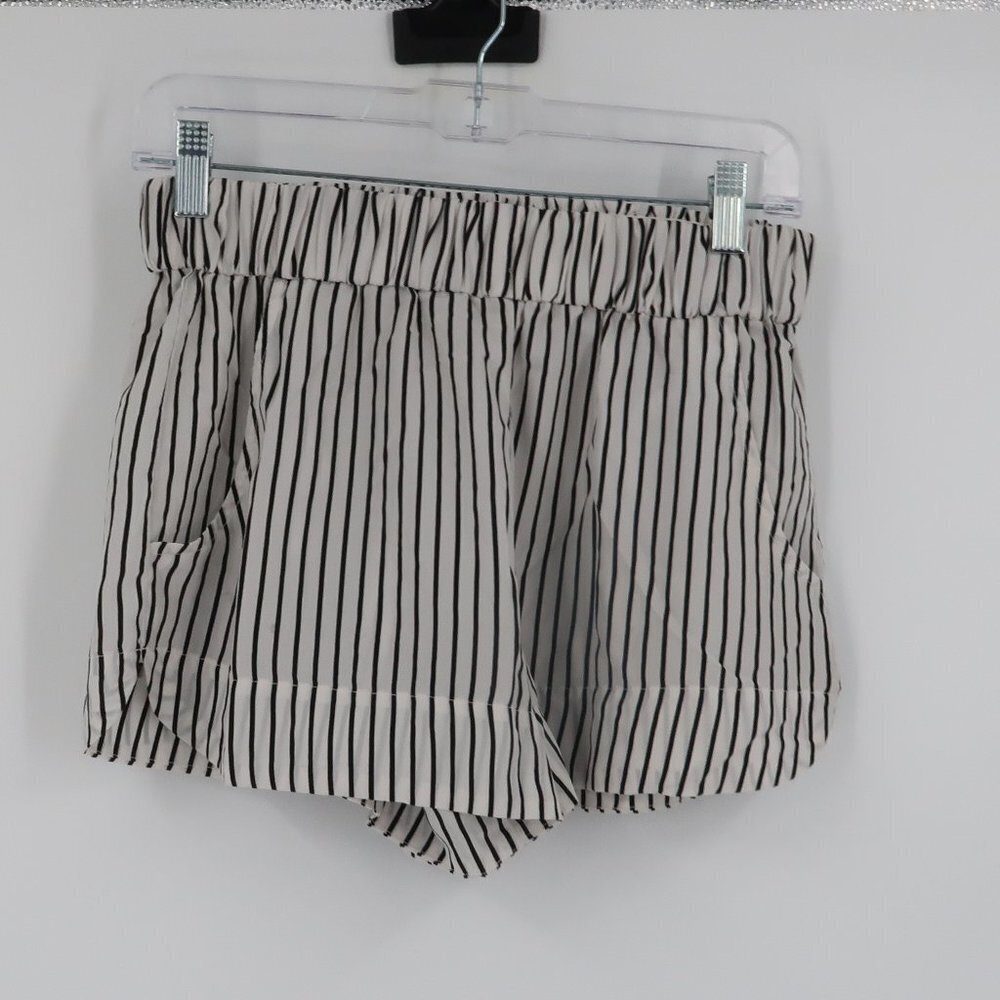 Zara Trafaluc Black White Striped Elastic Waist Shorts Size Small